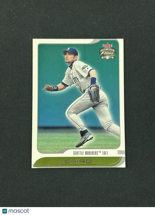 2002 Fleer Focus JE #110 Ichiro Suzuki Seattle Mariners HOF