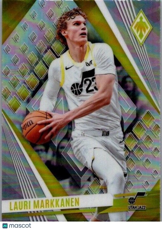 2023-24 Panini Phoenix - #102 Lauri Markkanen Silver Prizm