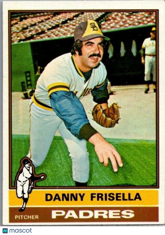 1976 Topps - #32 Danny Frisella