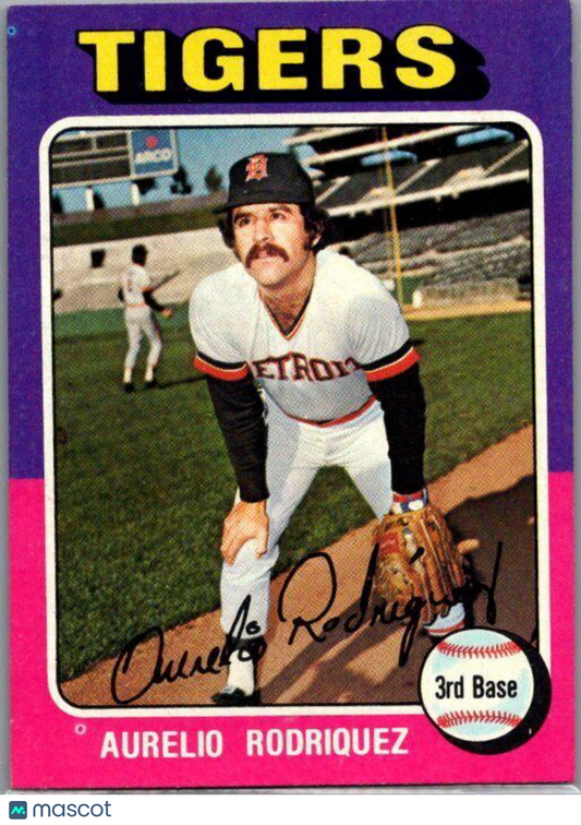 1975 Topps #221 Aurelio Rodriguez