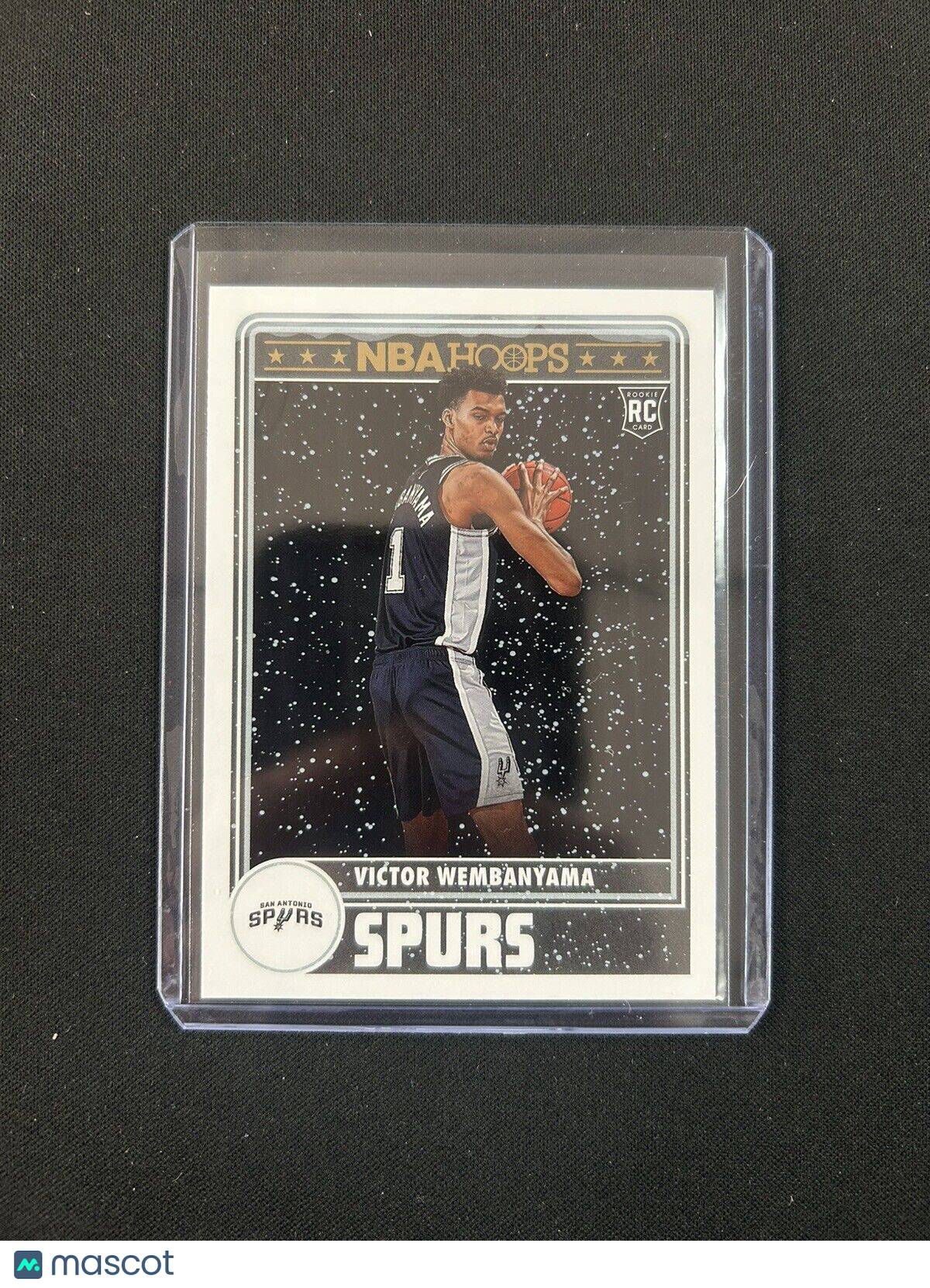 2023-24 NBA Hoops Gold Basketball HOLIDAY WINTER Victor Wembanyama Spurs RC 298