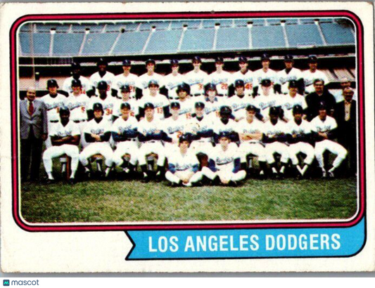 1974 Topps #643 Los Angeles Dodgers