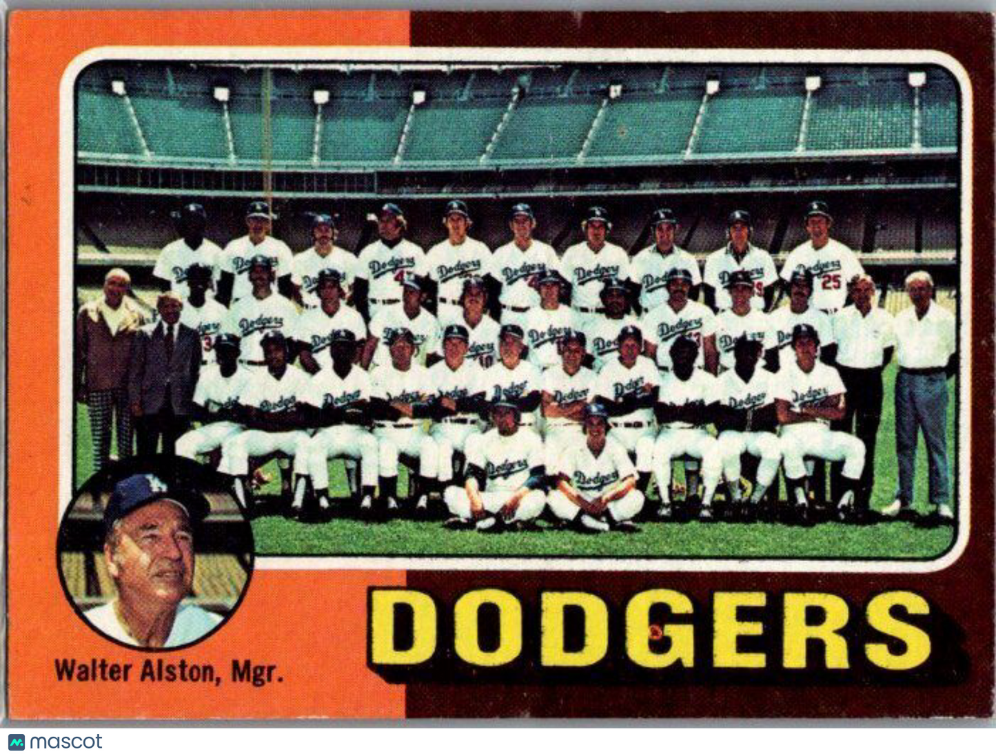 1975 Topps #361 Los Angeles Dodgers / Walter Alston Team Checklists Gray Back