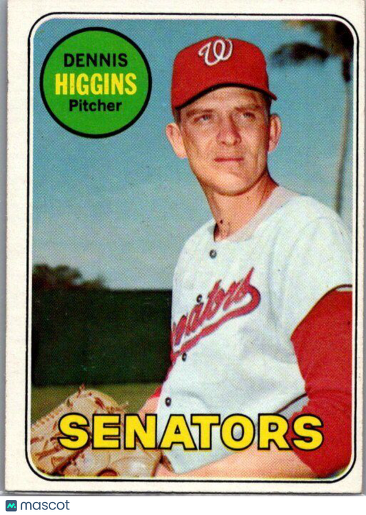 1969 Topps #441a Dennis Higgins last name in yellow