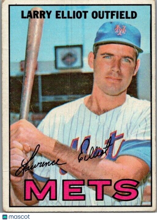 1967 Topps Larry Elliot #23