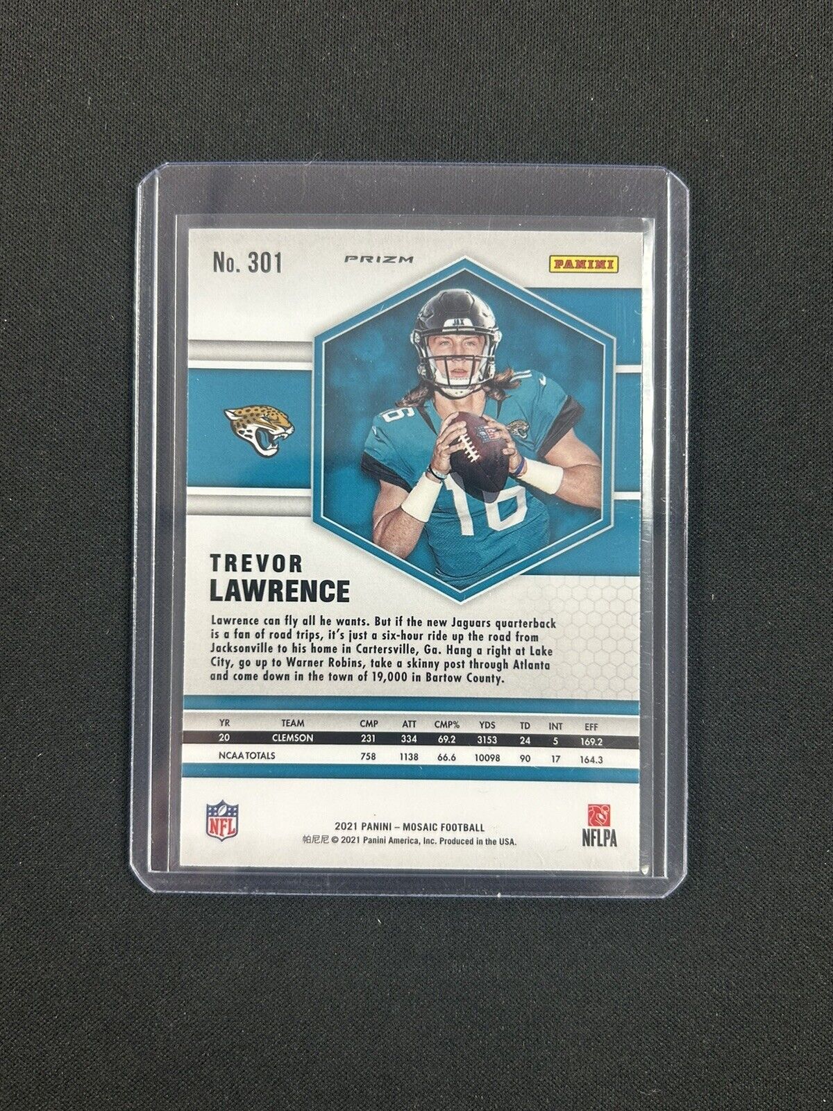 2021 Panini Mosaic - Rookies Mosaic Green Prizm #301 Trevor Lawrence (RC)