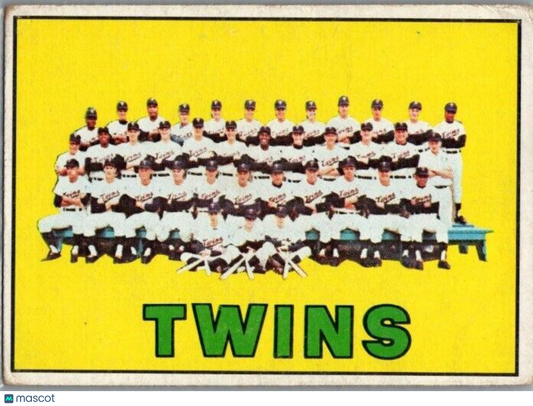 1967 Topps Minnesota Twins #211