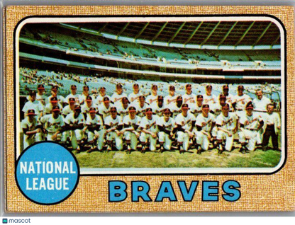 1968 Topps #221 Atlanta Braves EX/NM