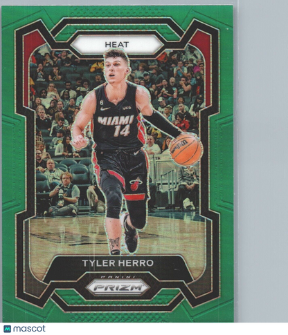 2023-24 Panini Prizm - Green #32 Tyler Herro