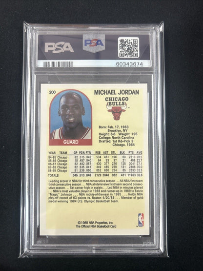 1989-90 Hoops #200 Michael Jordan HOF Chicago Bulls PSA 9 MINT